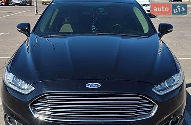Седан Ford Fusion 2015 в Одесі