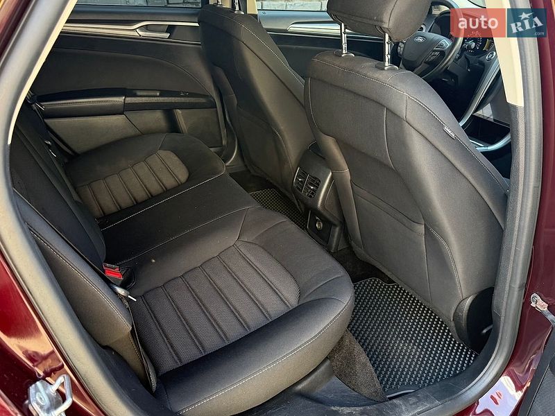Седан Ford Fusion 2018 в Киеве