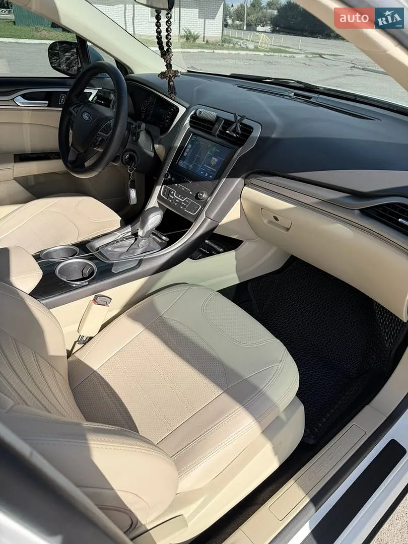 2013 Ford Fusion - мініатюра 16