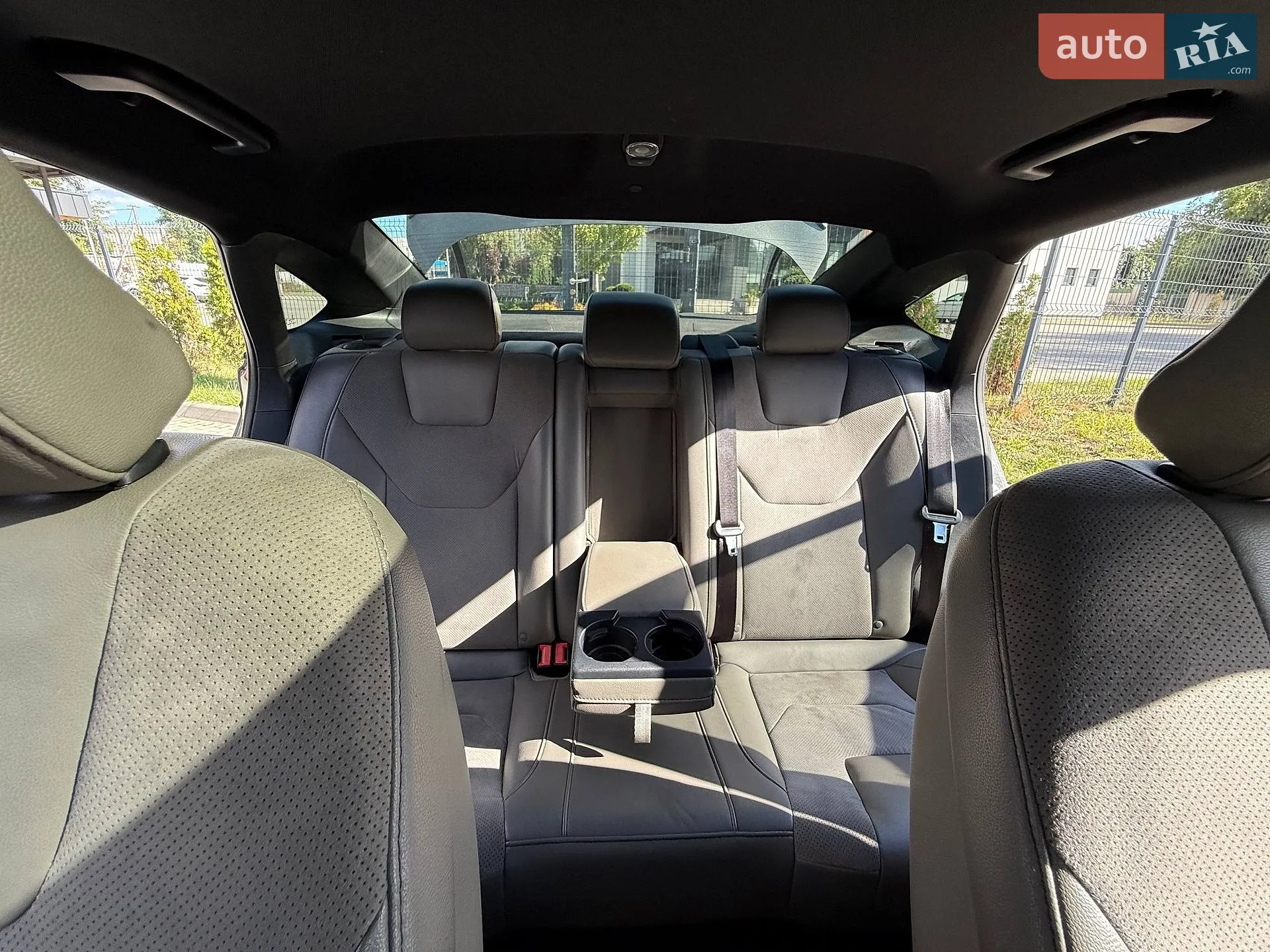 2016 Ford Fusion - мініатюра 38