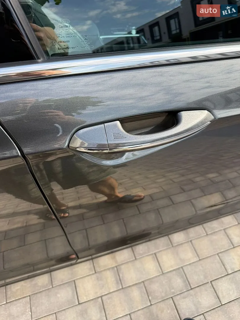 2016 Ford Fusion - мініатюра 28
