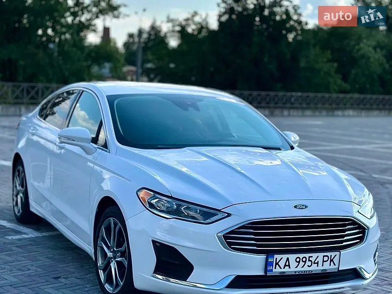 Ford Fusion 2019