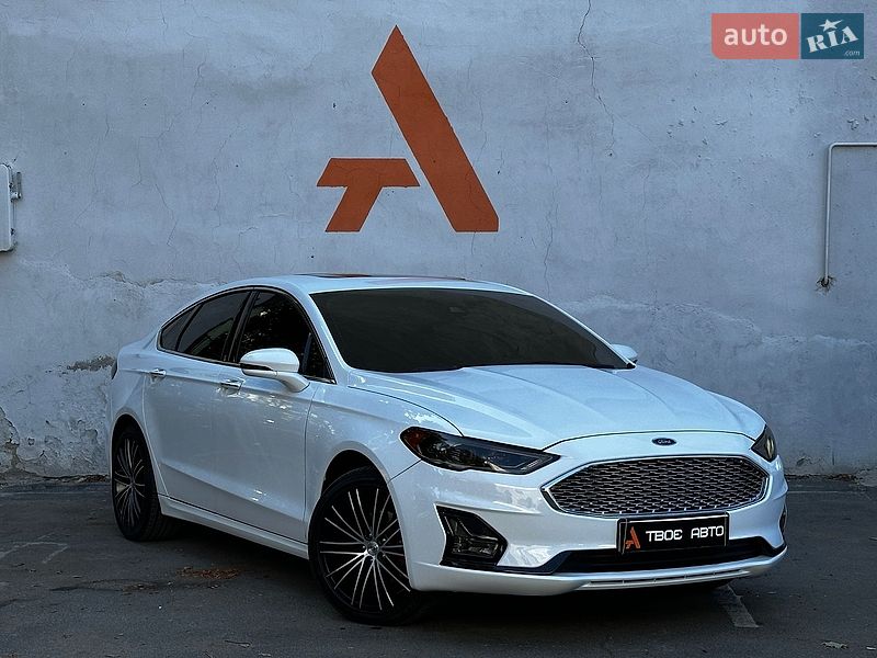 Седан Ford Fusion 2019 в Одессе