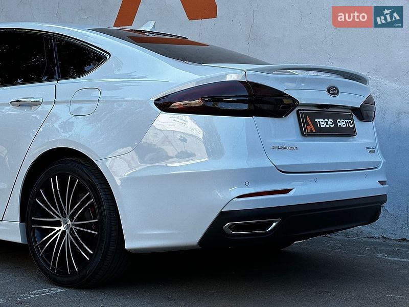 Седан Ford Fusion 2019 в Одессе
