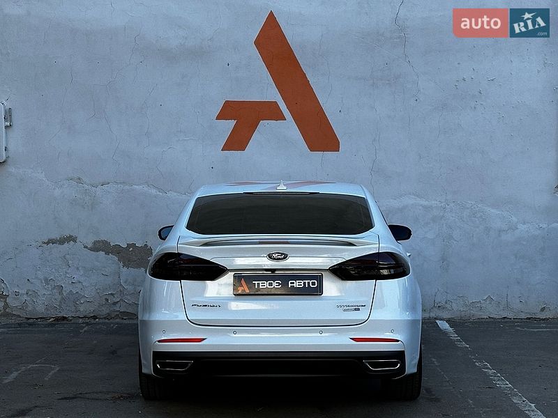 Седан Ford Fusion 2019 в Одессе