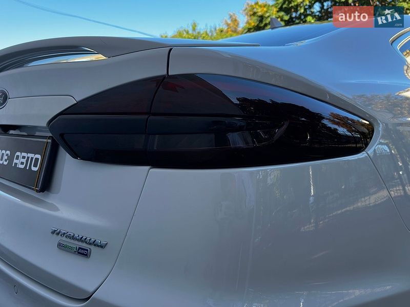 Седан Ford Fusion 2019 в Одессе