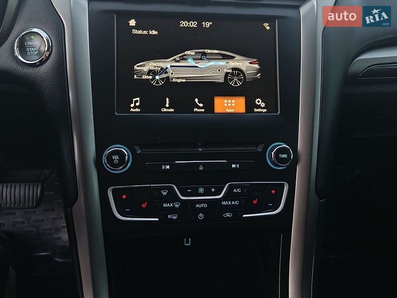 Седан Ford Fusion 2017 в Львове