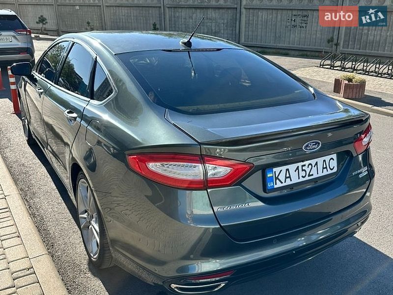 Седан Ford Fusion 2015 в Києві