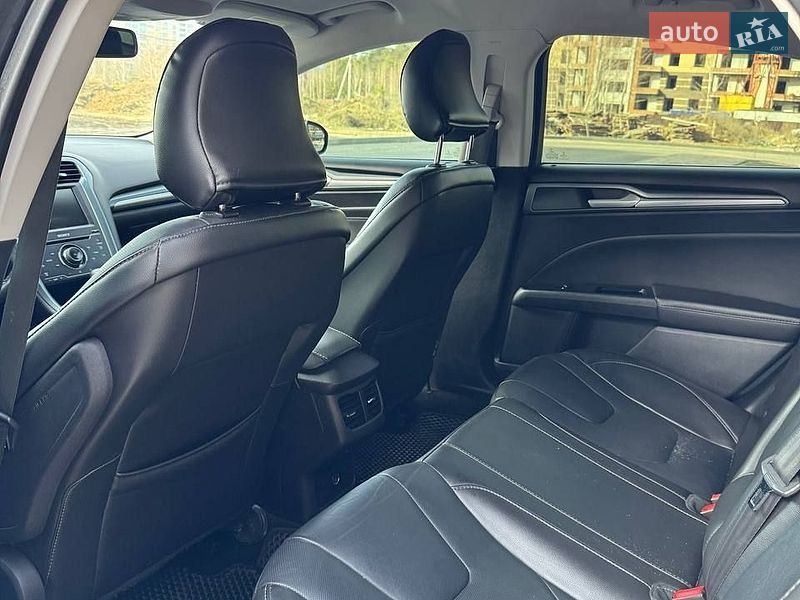 Седан Ford Fusion 2015 в Чернигове