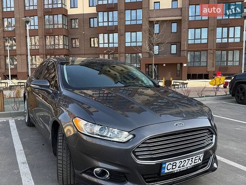 Седан Ford Fusion 2015 в Чернигове