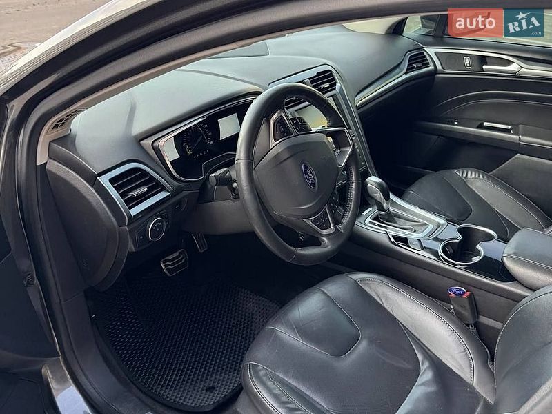 Седан Ford Fusion 2015 в Чернигове