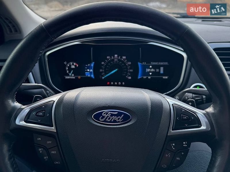 Седан Ford Fusion 2015 в Чернигове