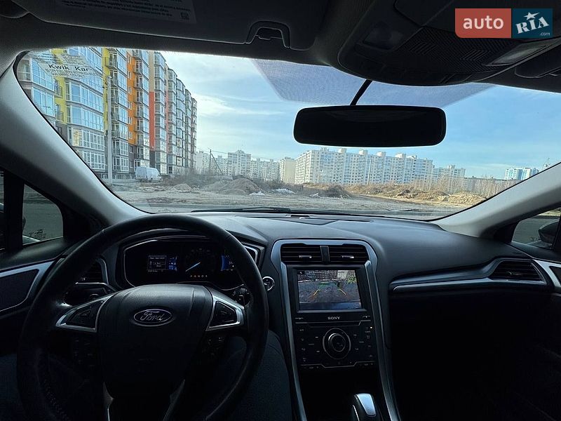 Седан Ford Fusion 2015 в Чернигове