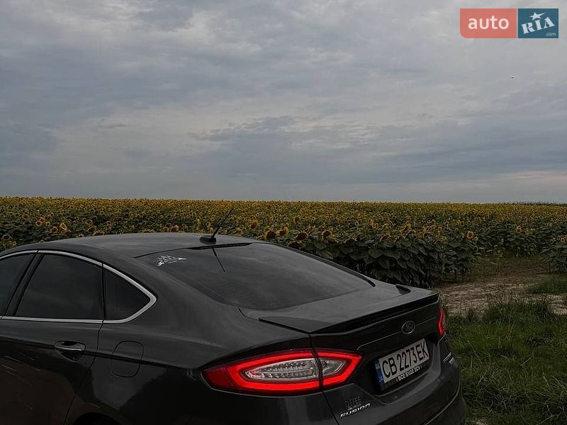 Седан Ford Fusion 2015 в Чернигове