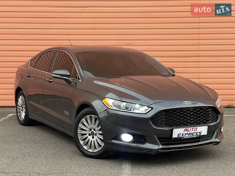 Ford Fusion 2016