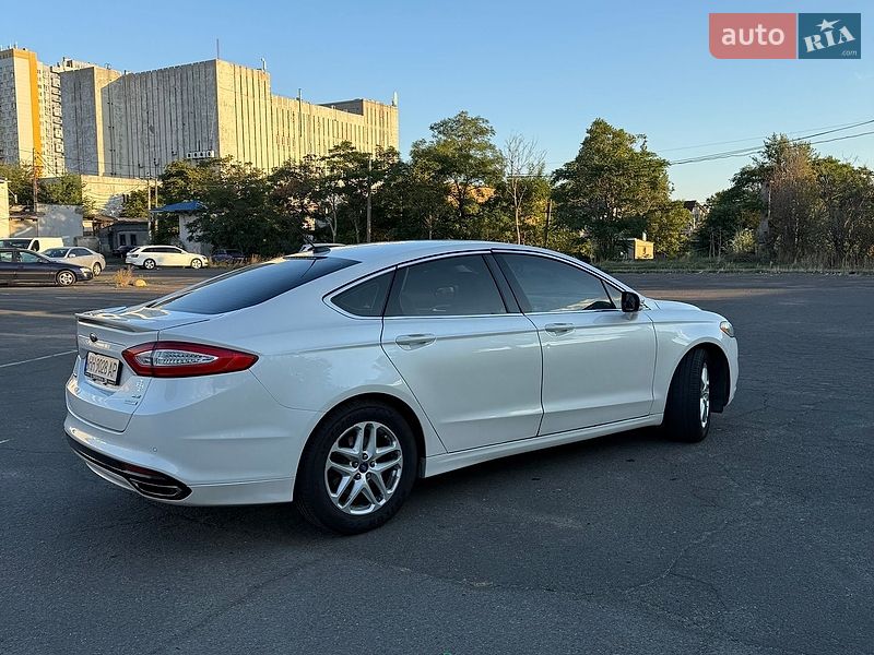 Седан Ford Fusion 2013 в Одессе