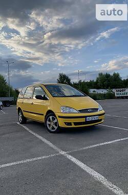 Минивэн Ford Galaxy 2005 в 