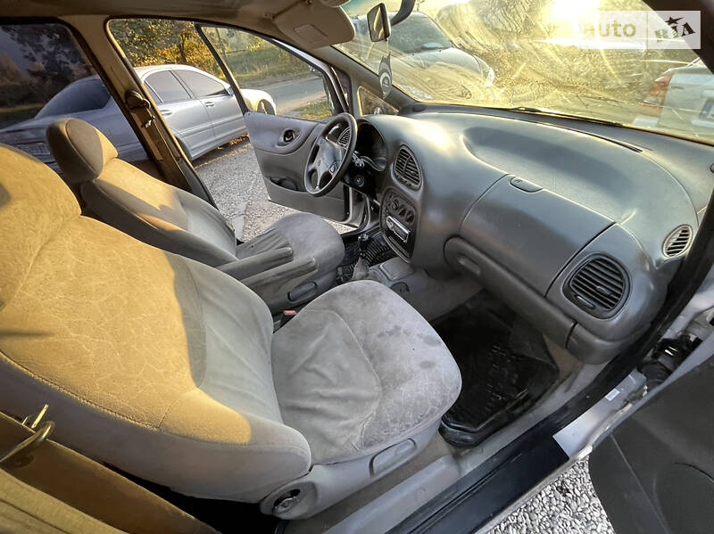 Мінівен Ford Galaxy 1999 в Хусті