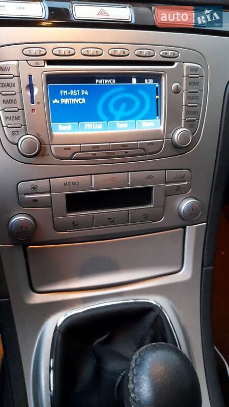 Минивэн Ford Galaxy 2008 в Черновцах