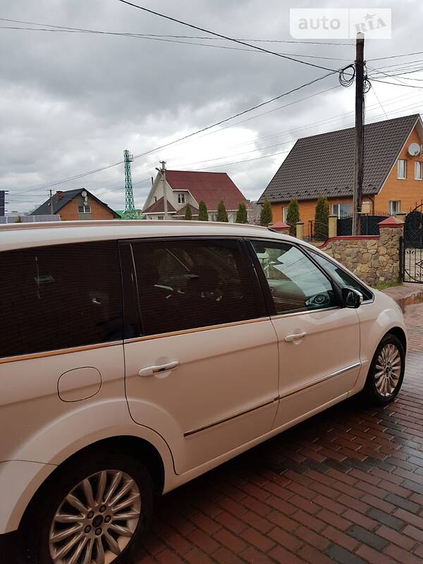 Минивэн Ford Galaxy 2012 в Луцке