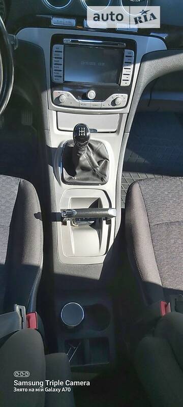 Мінівен Ford Galaxy 2009 в Івано-Франківську