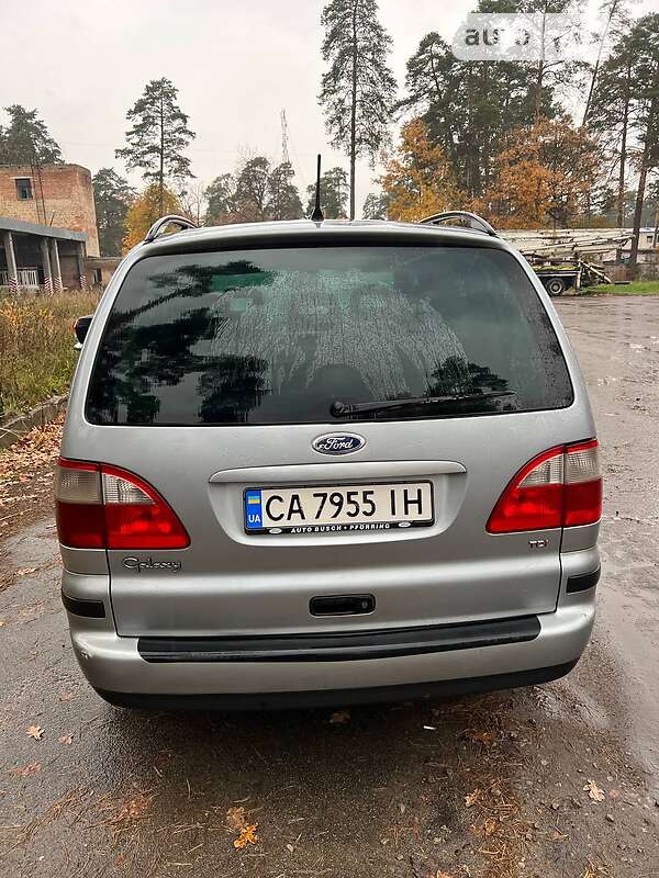 Минивэн Ford Galaxy 2003 в Киеве