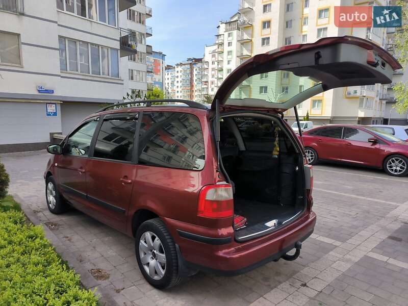 Мінівен Ford Galaxy 2002 в Івано-Франківську
