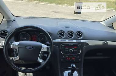 Минивэн Ford Galaxy 2013 в 