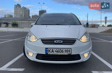 Минивэн Ford Galaxy 2011 в 