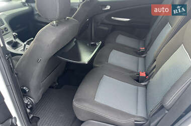 Минивэн Ford Galaxy 2011 в 
