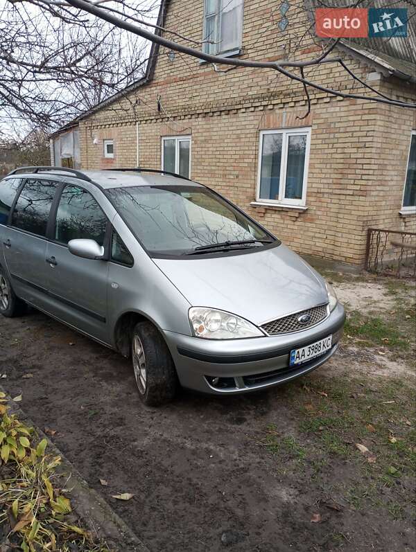 Минивэн Ford Galaxy 2005 в Киеве