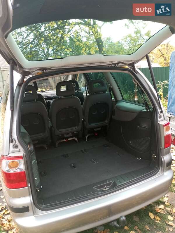 Минивэн Ford Galaxy 2005 в Киеве