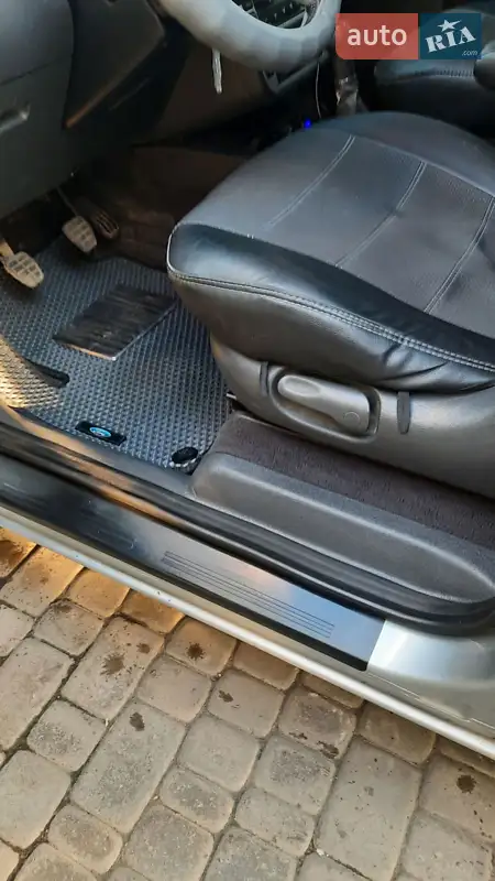 Ford Galaxy 2004