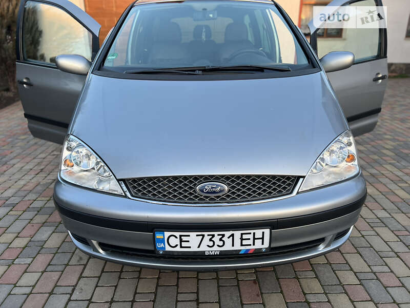 Мінівен Ford Galaxy 2004 в Новоселиці