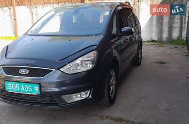 Минивэн Ford Galaxy 2010 в 