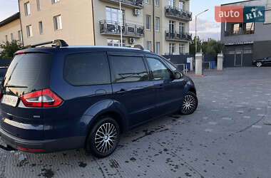 Минивэн Ford Galaxy 2012 в 