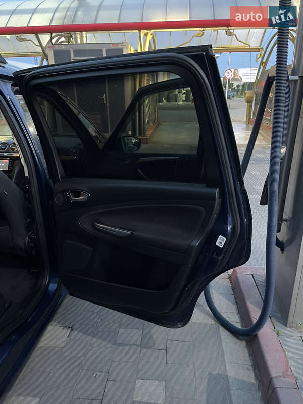 Минивэн Ford Galaxy 2012 в Ужгороде