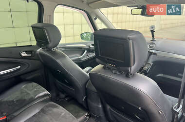 Минивэн Ford Galaxy 2014 в 