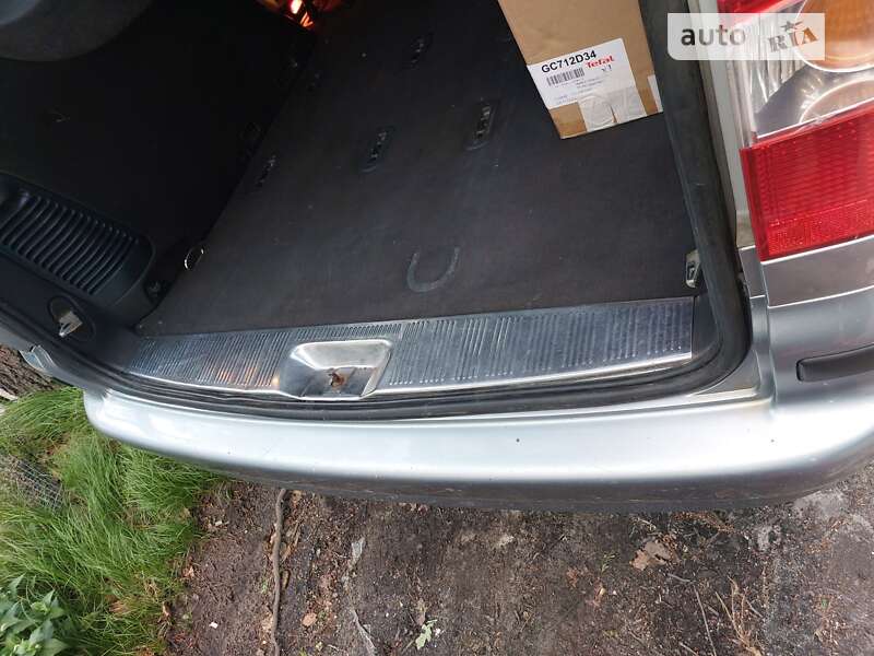 Минивэн Ford Galaxy 2004 в Ровно