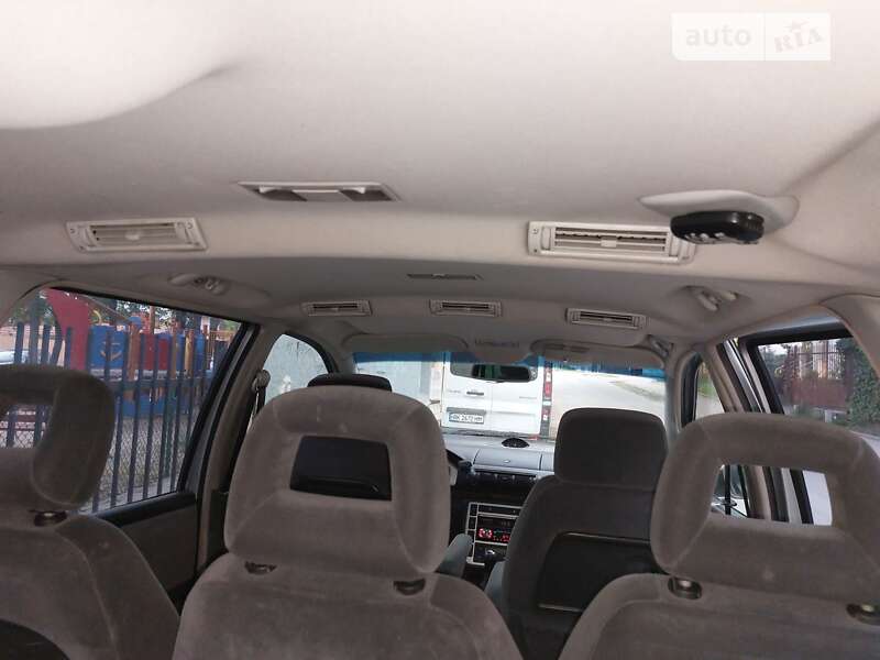 Минивэн Ford Galaxy 2004 в Ровно