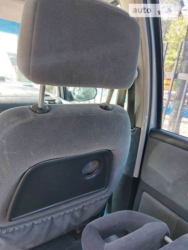 Минивэн Ford Galaxy 2004 в Ровно фото 14 Минивэн Ford Galaxy 2004 в Ровно