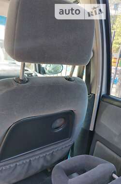 Минивэн Ford Galaxy 2004 в 