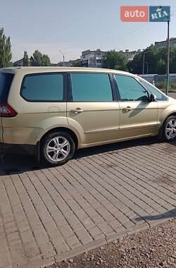 Минивэн Ford Galaxy 2006 в 