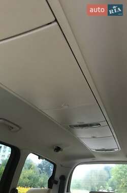 Минивэн Ford Galaxy 2011 в 