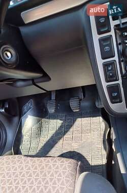 Минивэн Ford Galaxy 2004 в Луцке