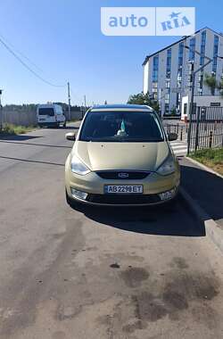 Минивэн Ford Galaxy 2006 в Киеве