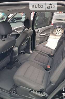 Минивэн Ford Galaxy 2013 в 