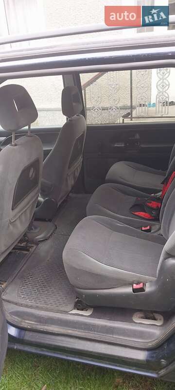 Минивэн Ford Galaxy 2000 в Городенке