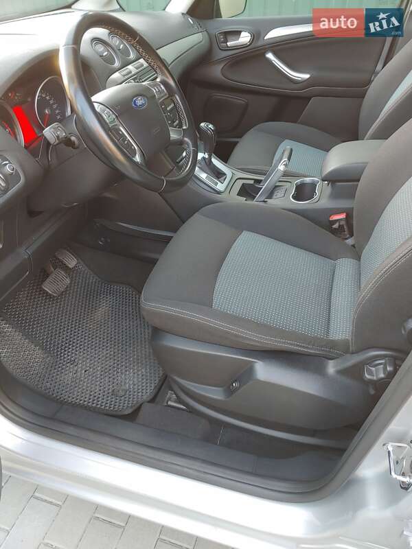 Мінівен Ford Galaxy 2013 в Черкасах