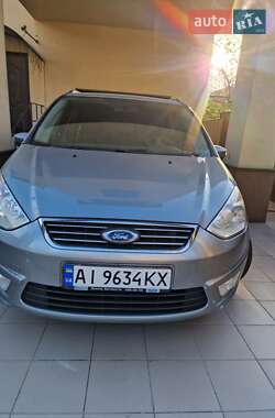 Минивэн Ford Galaxy 2011 в 